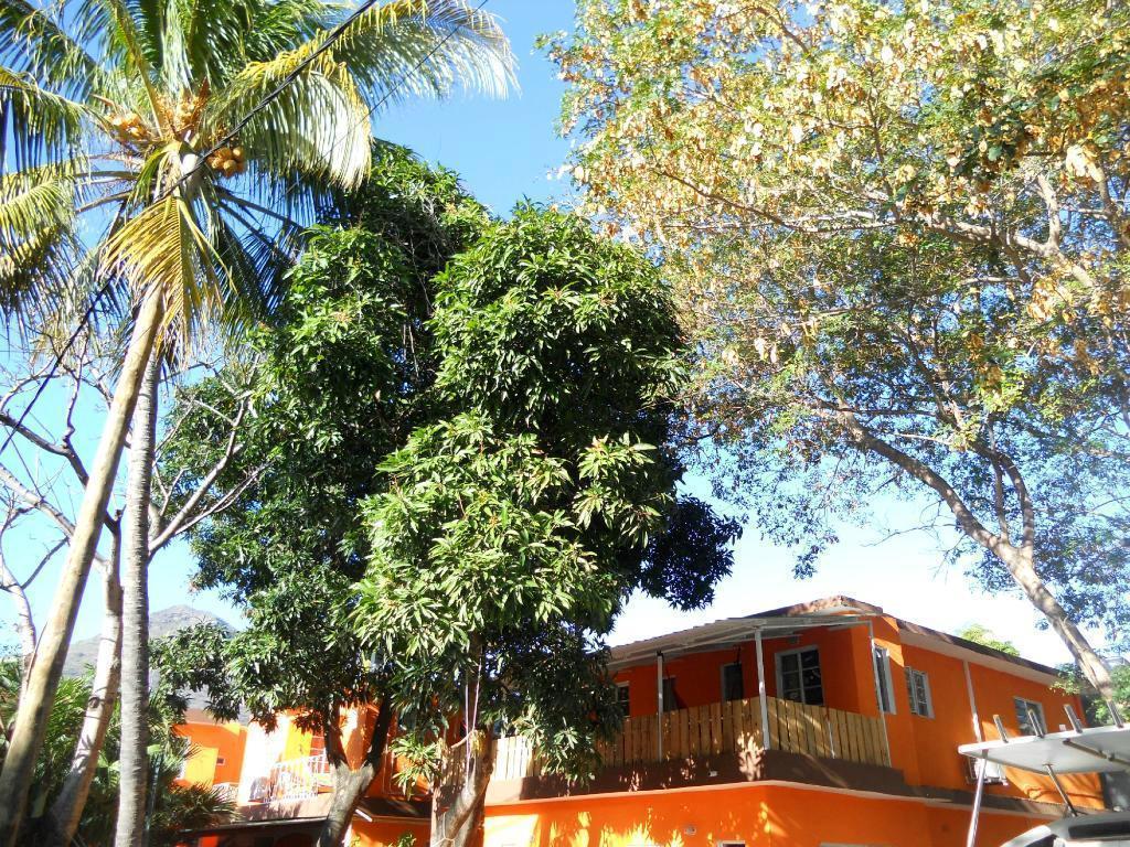 Guest House Chez Jacques Tamarin Exterior foto