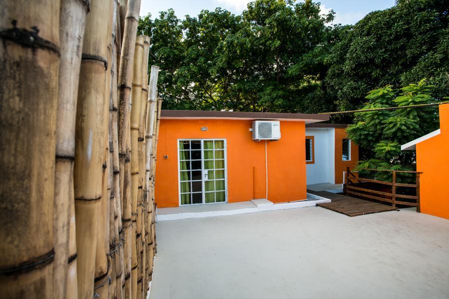 Guest House Chez Jacques Tamarin Exterior foto